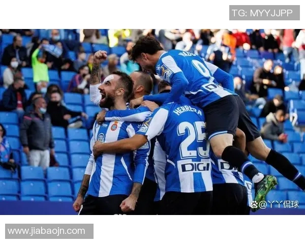 贝迪斯主场迎战皇家马德里足球俱乐部争夺西甲荣耀之战