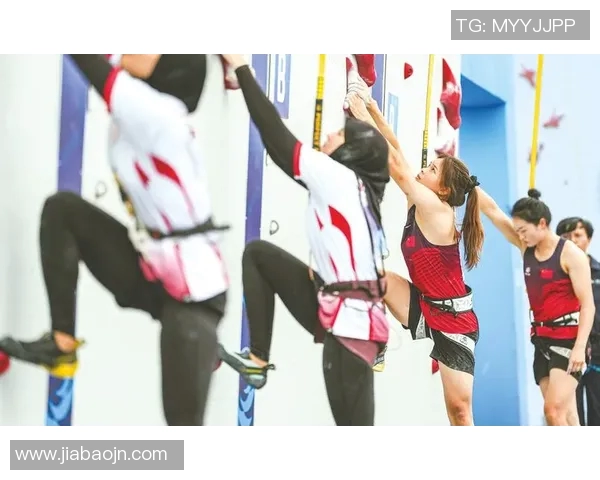 成都攀岩队勇夺全国攀岩速度排行榜第二名展现出色实力与团队精神 成都攀岩队勇夺全国攀岩速度排行榜第二名展现出色实力与团队精神