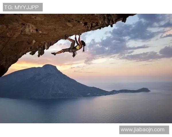 成都攀岩队的盯防体系与攀岩战术的深度解析与应用探讨