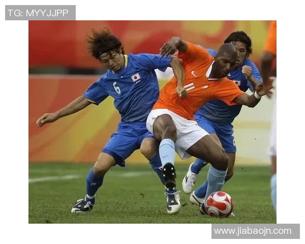 深圳足球队包夹战术解析与其在比赛中的应用探讨